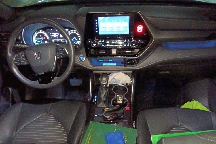 Used Toyota Crown Kluger 2022 2.5L HEV Four-Wheel Drive Luxury Edition Center Console