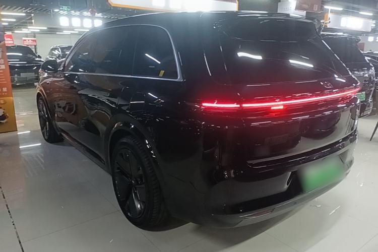 Used Li Auto L8 2025 Max Smart Refresh Edition
