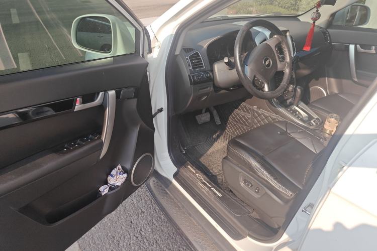 Used Chevrolet Captiva 2012 2.4L 4x4 Flagship Edition 7 Seats