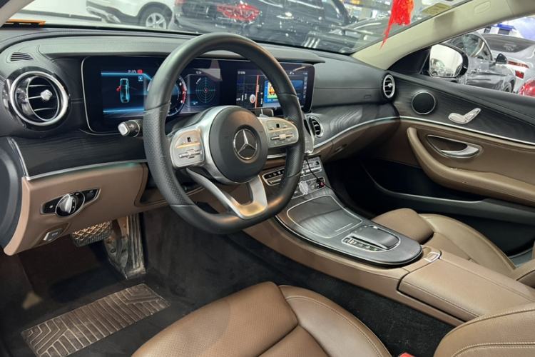 Used Mercedes-Benz E-Class 2019 E 200 L Sport Edition Interior 8