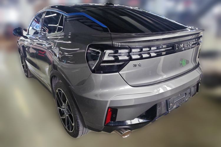 Used Lynk & Co 05 2020 2.0TD Two-Wheel Drive Shine Halo Rear Left 45 Deg