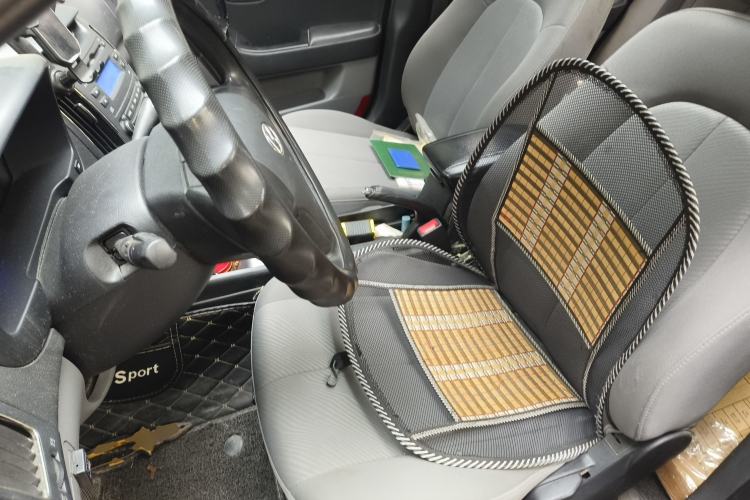 Used Hyundai Celesta 2011 1.6L Manual Luxury Model
