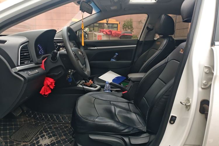 Used Hyundai Elantra (6th Generation / Lingdong) 2016 1.6L Automatic ZhiXuan – Elite Version Left Front Seat