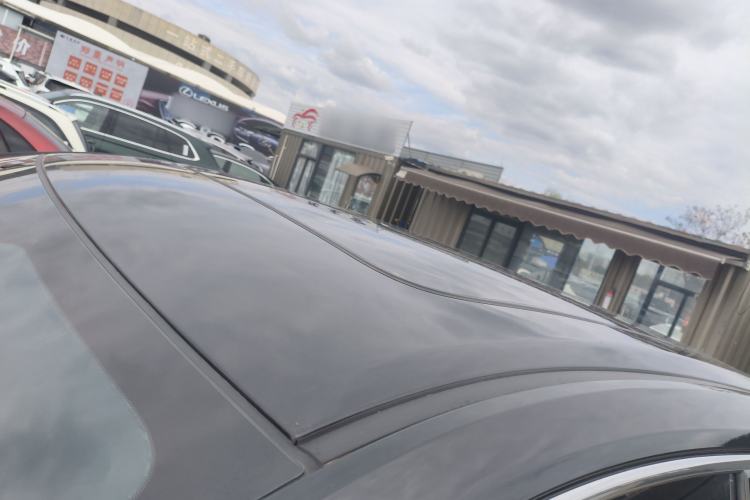 Used Changan UNI-K 2024 2.0T Two-Wheel Drive Enjoyment Version
