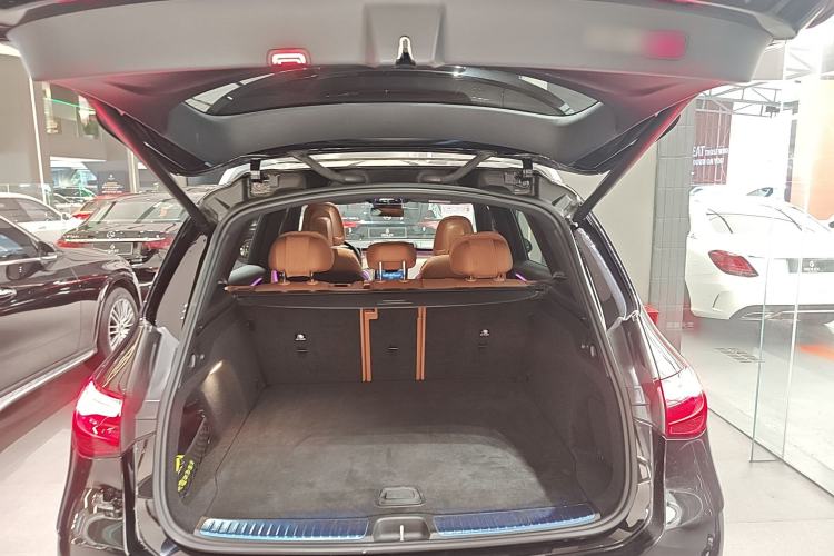 Used Mercedes-Benz GLC 2023 GLC 300 L 4MATIC Dynamic Edition 5-seater Trunk