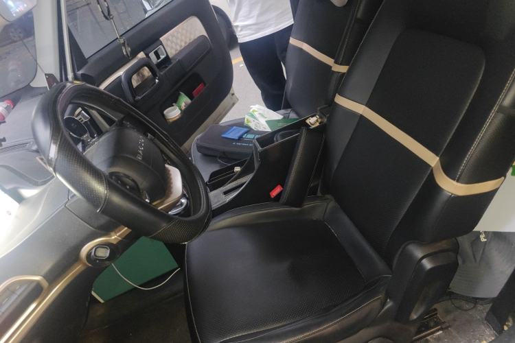 Used Baojun KiWi EV 2021 Artist Model Ternary Lithium Left Front Seat