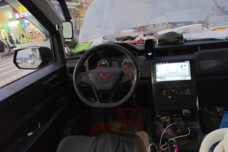 Used Wuling Hongguang PLUS 2020 1.5L Manual Standard Edition 5 Seats