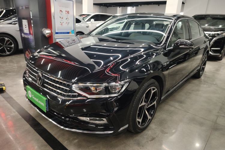 Used Volkswagen Magotan 2023 2 Million Units Commemorative Edition 330TSI DSG Luxury Version