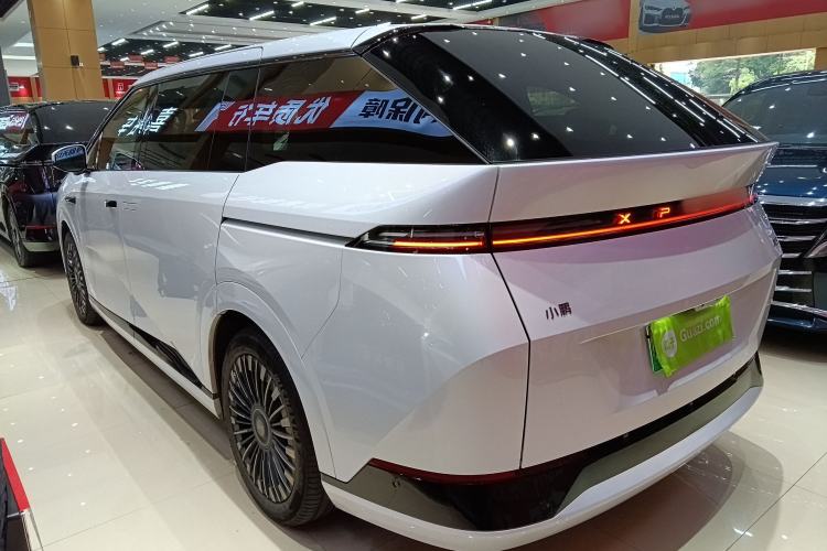 Used XPeng X9 2025 740 Ultra-Long Range Max Exterior 2