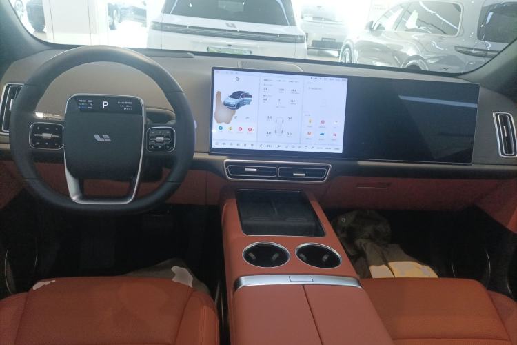 Used Li Auto L6 2025 Max Smart Refresh Edition Center Console