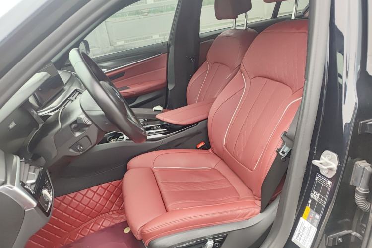 Used BMW 5 Series New Energy 2022 Second Facelift 535Le Pioneer Edition M Sport Package Left Front Seat