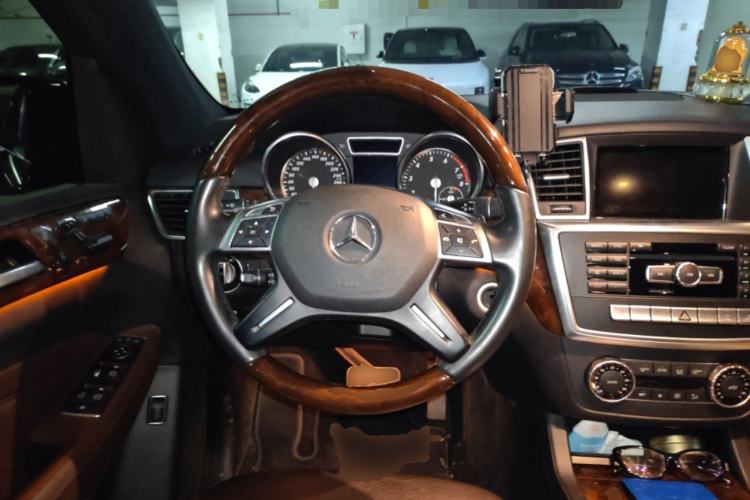 Used Mercedes-Benz M-Class 2015 ML 400 4MATIC Luxury Model