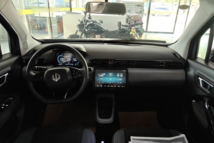 Used Leapmotor T03 2021 400 Micro-Sugar Version Center Console