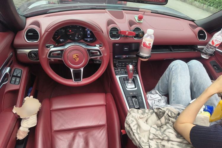 Used Porsche 718 2016 Boxster 2.0T Center Console