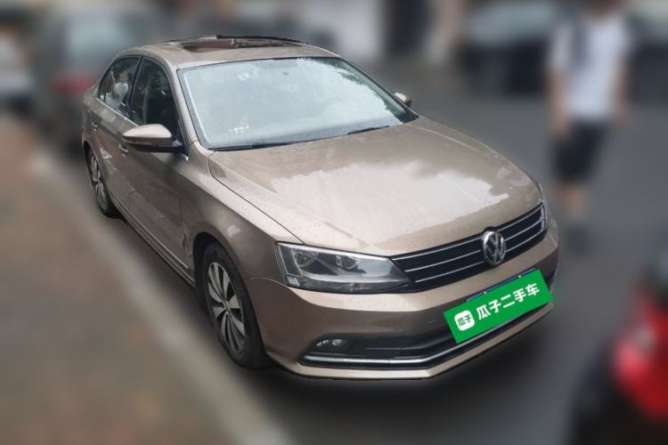 Used Volkswagen Sagitar 2017 230TSI Automatic Comfort Version