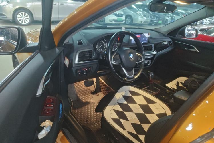 Used BMW 1 Series 2017 118i Sport Edition Driver Seat