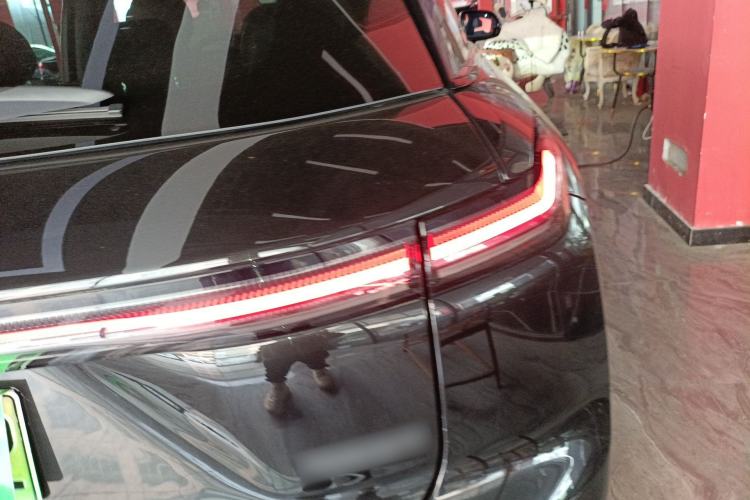 Used Nio ES7 2022 75 kWh Right Rear Taillight