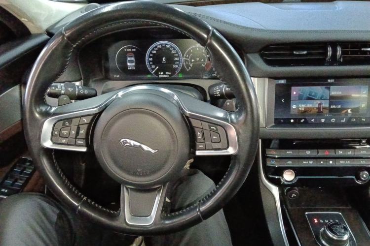 Used Jaguar XFL 2018 XFL 2.0T 250 PS Luxury Edition
