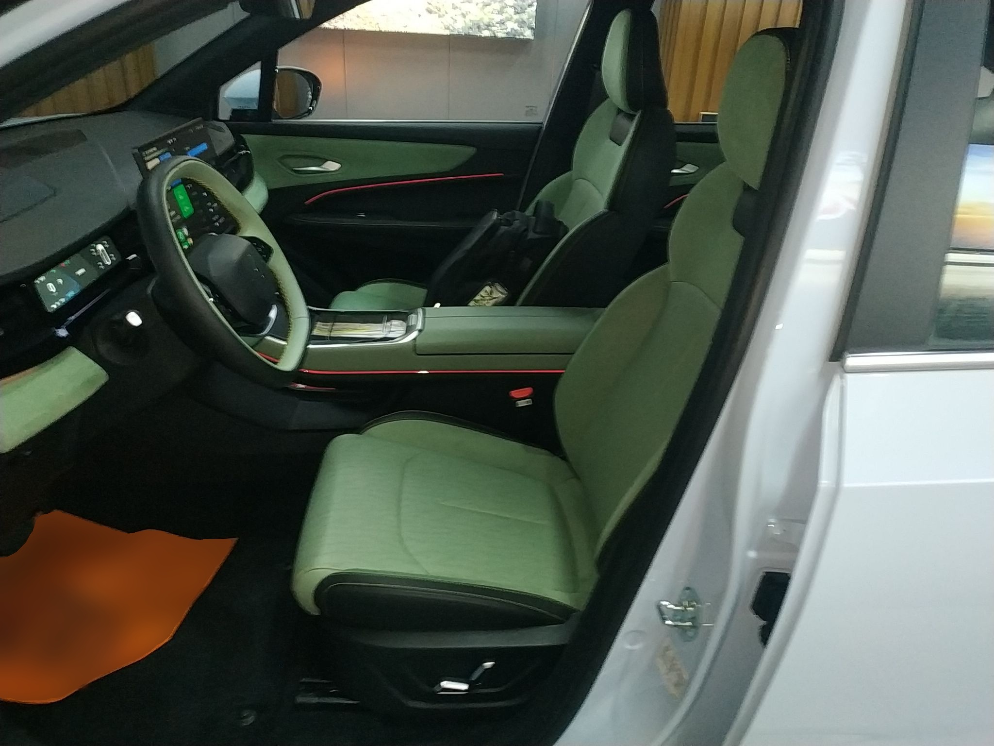 Переднее сиденье в автомобиле