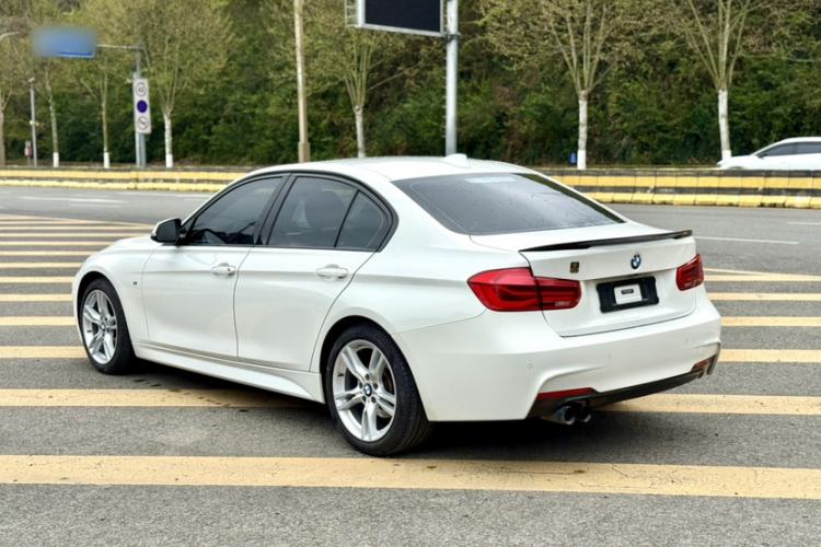 Used BMW 3 Series 2019 320i M Sport Package Exterior 3