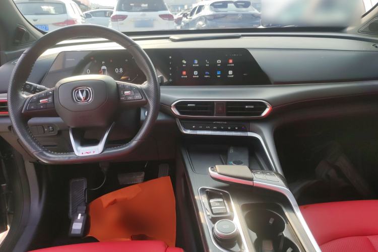 Used CHANGAN UNI-T 2020 1.5T Prestige Version Center Console