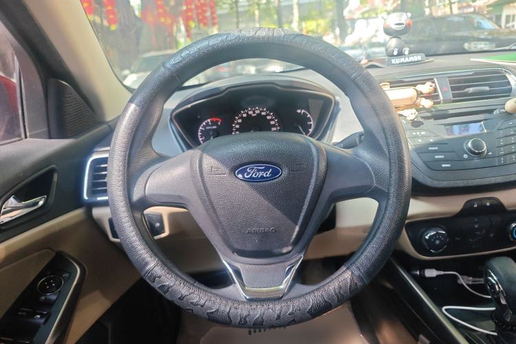 Used Ford Escort 2015 1.5L Automatic Comfort Edition