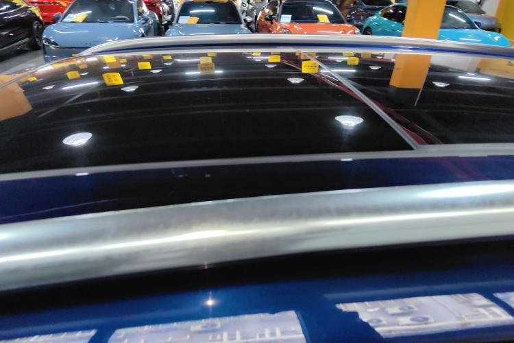 Used VOYAH FREE 2021 Four-Wheel Drive Standard Range-Extended Exclusive Luxury Package
