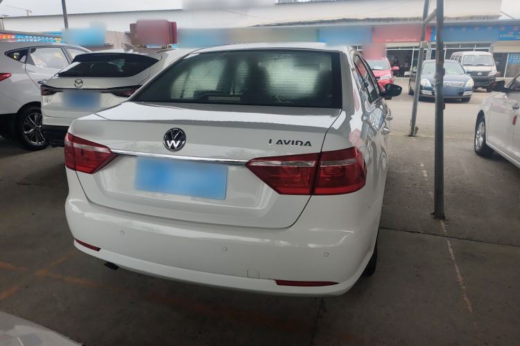 Used Volkswagen Lavida 2013 Restyled Classic 1.6L Manual Comfort Edition