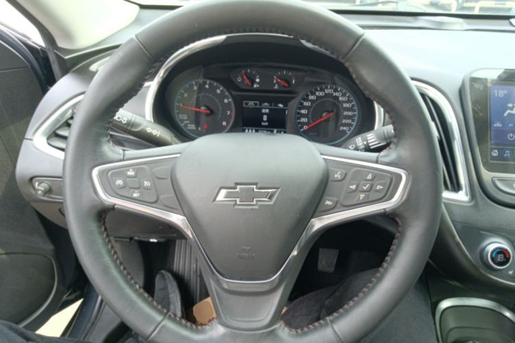 Used Chevrolet Malibu XL 2021 Redline 550T Automatic Sharp Edition Steering Wheel
