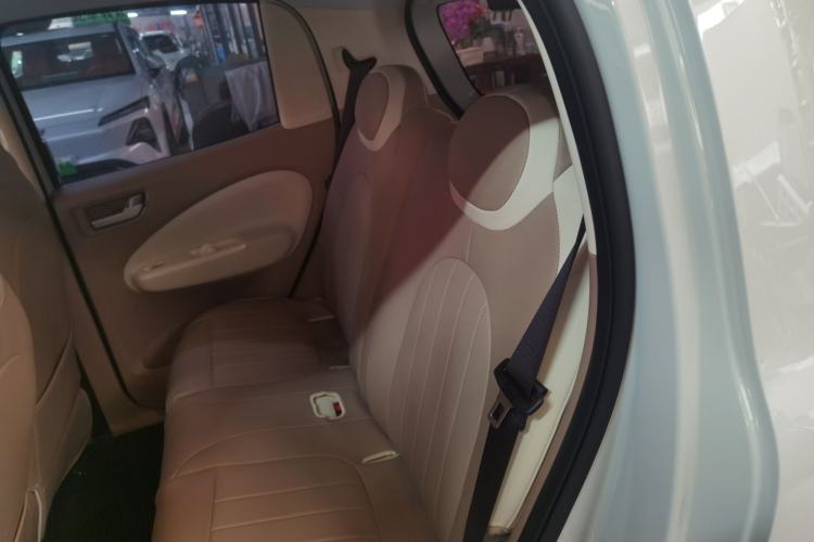 Used Wuling Hongguang MINIEV 2025 Four-Door Version Advanced Edition Left Rear Seat