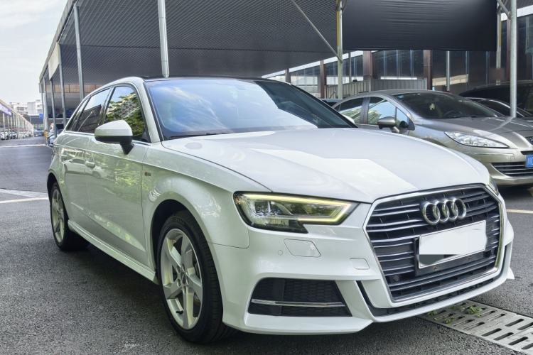Used Audi A3 2019 Sportback 35 TFSI Fashion Edition China V