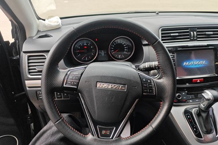 Used Haval H6 2015 Sport Edition 1.5T Automatic Two-Wheel Drive Luxury Model