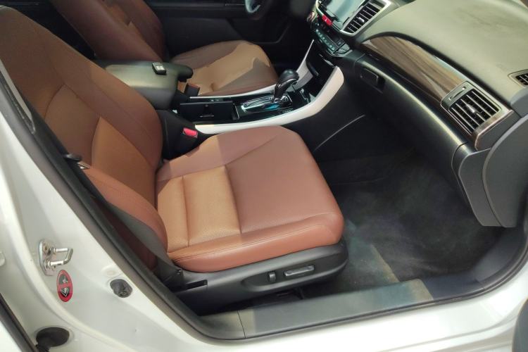 Used Honda Accord 2016 2.4L Luxury Edition Right Front Seat