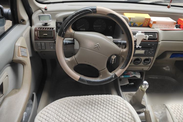 Used Citroen Fukang 2005 1.6L Manual 16V
