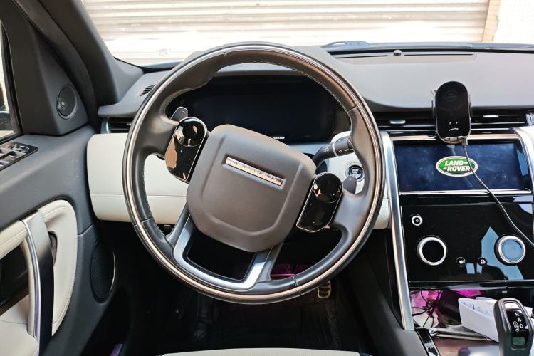 Used Land Rover Discovery Sport 2020 249 PS R-Dynamic Performance Edition Steering Wheel