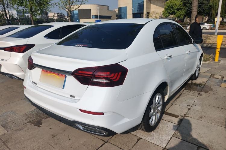 Used Geely Auto Emgrand 2021 UP 1.5L Manual Luxury Model