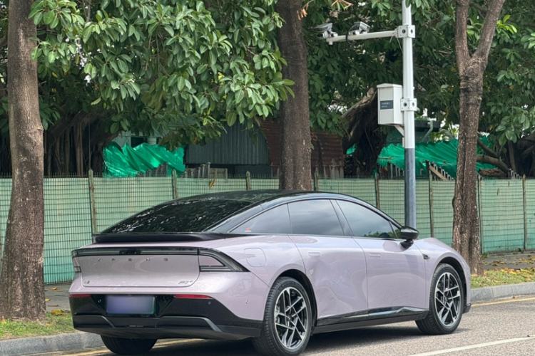 Used XPeng P7+ 2025 Ultra-Long Range Max Flagship Edition Exterior 8