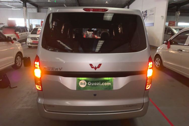 Used Wuling Hongguang V 2022 1.5L Jingqu Edition Electric-Assist LAR Rear