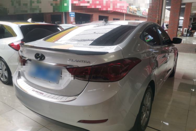 Used Hyundai Elantra (5th Generation / Langdong) 2015 1.6L Automatic Fashion Model