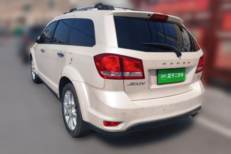 Used Dodge Journey 2013 2.4L Two-Wheel Drive Luxury Version