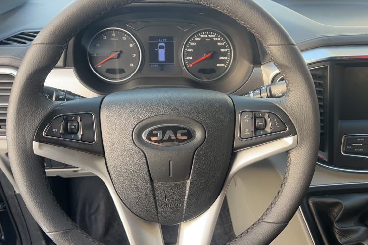 Used JAC Refine M4 2019 Business Series 2.0L Manual - China VI Standard
