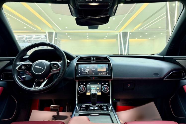 Used Jaguar XEL 2024 2.0T 250 PS R-DYNAMIC S Ebony Black Sport Edition
