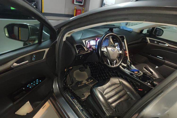 Used Ford Mondeo 2013 2.0L GTDi 200 Fashion Edition Driver Seat