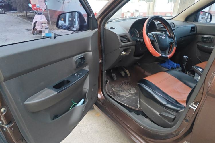 Used Wuling Hongguang 2015 1.2L S Base Model China V Standard