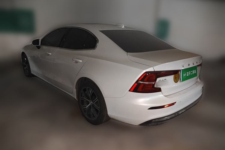 Used Volvo S60 2025 B4 Zhiyi Luxury Edition Rear Left 45 Deg