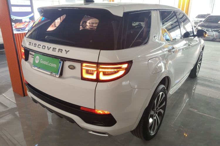 Used Land Rover Discovery Sport 2020 249 PS R-Dynamic Performance Edition Rear Right 45 Deg