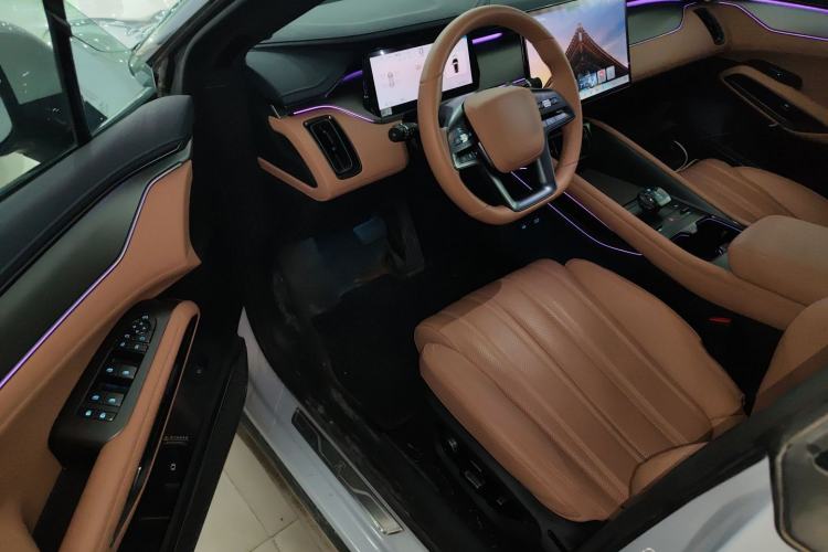 Used BYD Song L EV 2025 Intelligent Driving Version 662 km LiDAR Excellence Edition
