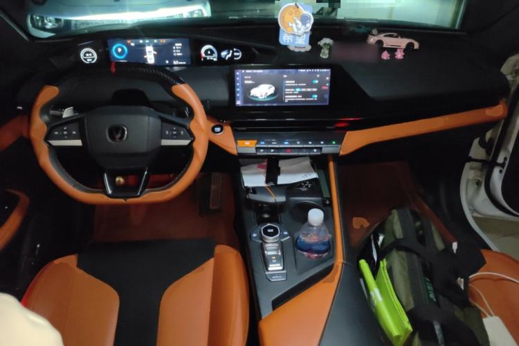 Used CHANGAN UNI-V 2024 2.0T Classic Sport Edition
