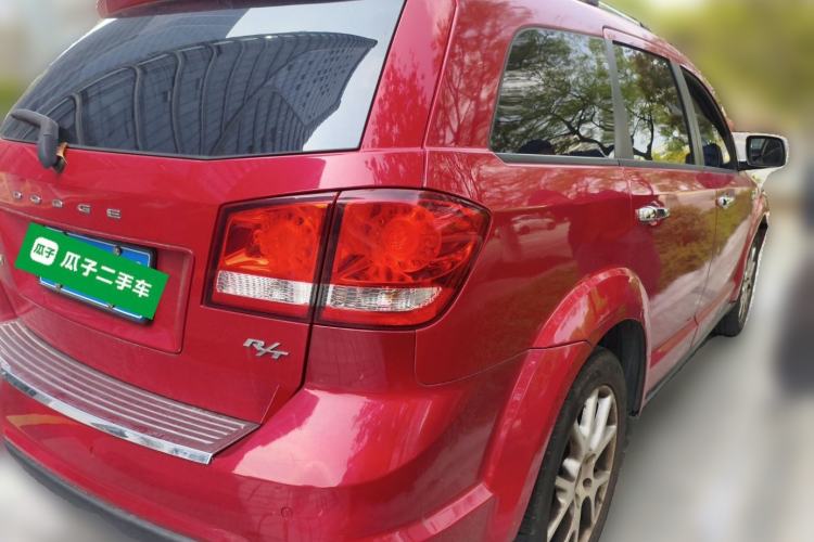 Used Dodge Journey 2013 2.4L Two-Wheel Drive Luxury Version