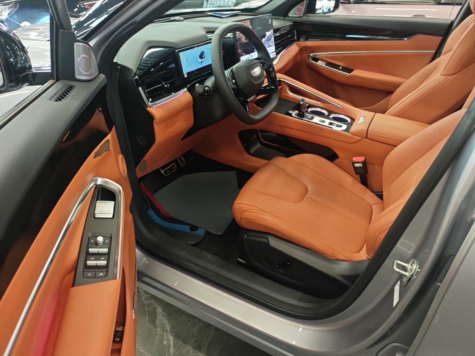 Geely Auto Emgrand X7 Sport 2026 Model 1.5TD Beloved — снимка 18